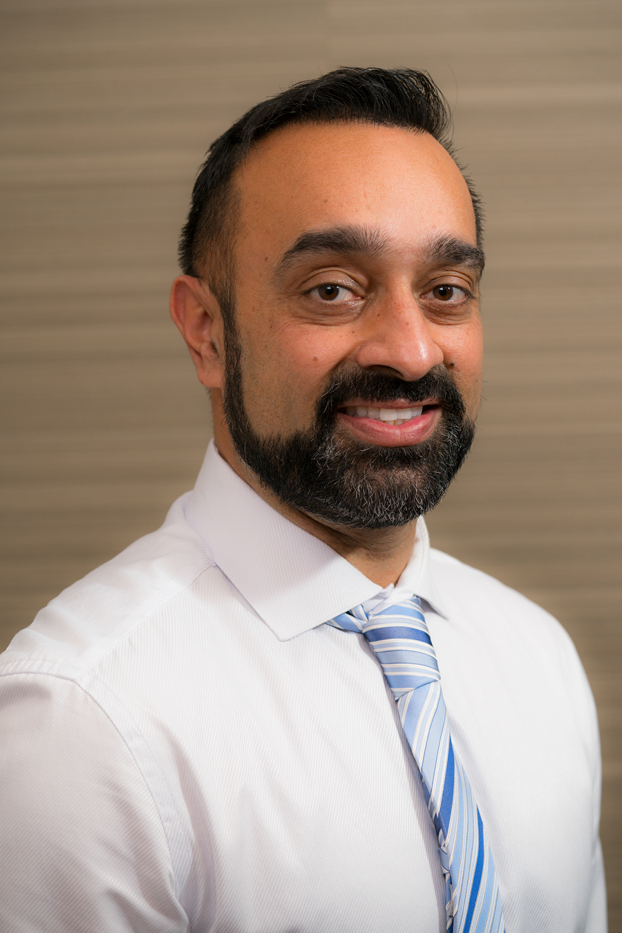 DR. RAJ HUNDAL